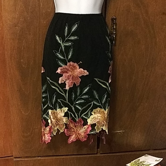 Casadei Dresses & Skirts - NWOT CASADEI BLACK FLORAL EMBROIDERED SKIRT